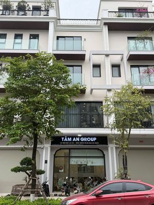 Cho thuê nhà 5 tầng, 75m2 tại kđt The Manor Central Park