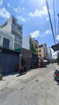 phan huy ít p12 gv , 4,2 x 20 trệt lầu 4pn 2oto tránh nhau