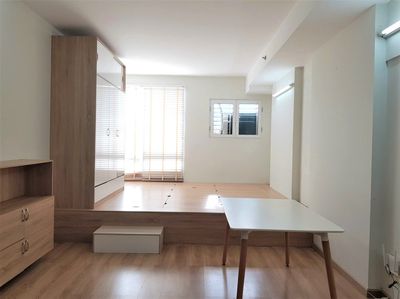 Cho thuê căn hộ Charmington. DT: 44m2, Officetel, 1WC, 15tr/th