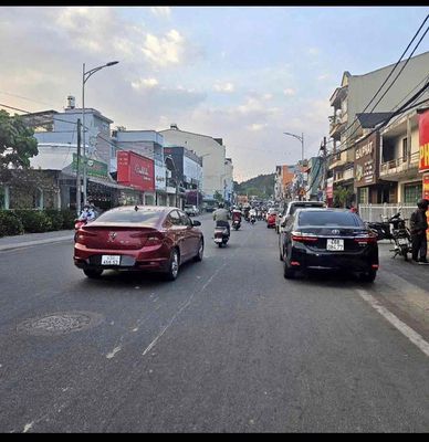 Cho thuê mặt tiền đường Phan Đình Phùng vị trí kinh doanh số 1 Đà Lạt