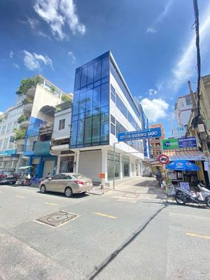 CHO THUÊ NHÀ 2 MẶT TIỀN BÀN CỜ, QUẬN 3, DT 5x15M, TRỆT 3 LẦU, GIÁ 70TR