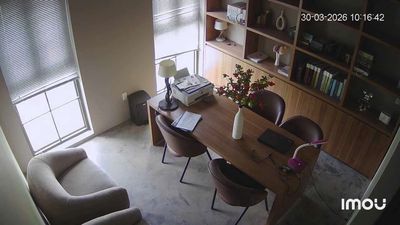 nhà gần ngã 4 Bà Hom..nội thất đầy đủ.có phòng dưới trệt