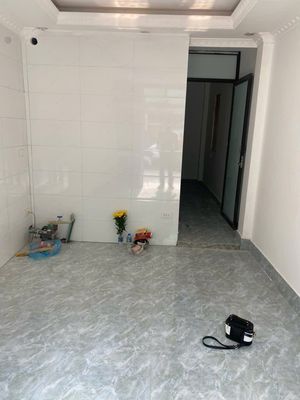 Cần cho thuê nhà trong ngõ chợ tân mai, 27m2