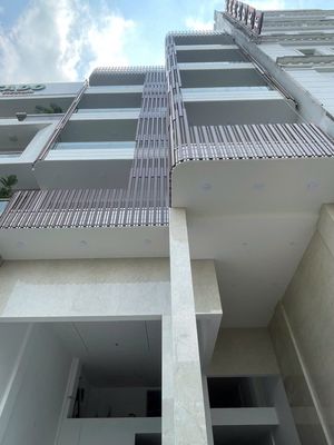 Cho thuê toà nhà văn phòng 245 Đồng Đen