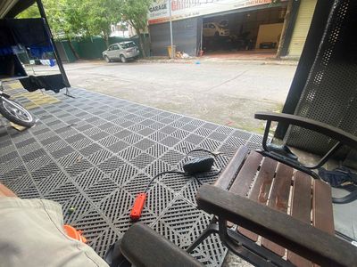 sang nhượng garage làm về detailing và dán