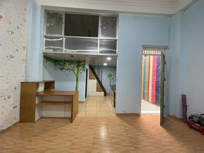 Căn hộ 52m2 Duplex, 1Pn1Pk 1Wc Máy Lạnh, Nội Thất Cơ Bản, 5Tr, Có Sẵn 