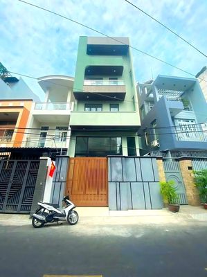 NHÀ ĐẸP KHU VIP - 200D Nguyễn Trọng Tuyển, P.8, PN- DTSD500m2-Sàn Suốt