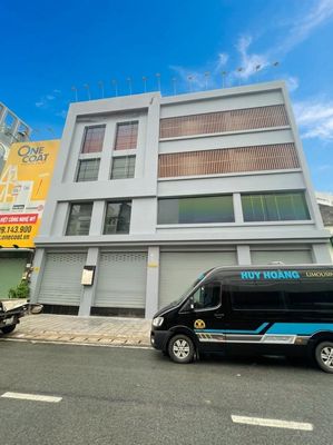 NGUYÊN CĂN 18M X 15M TRỆT 3 LẦU TRỐNG