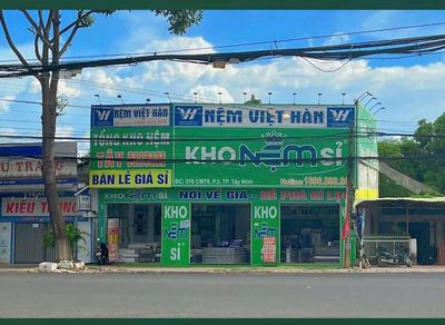 Cho thuê nhà mặt tiền đường cách mạng tháng 8