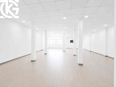 Cho thuê văn phòng 140m2 ở 9 Trương Quốc Dung, Q.Phú Nhuận giá 9,9$/m2