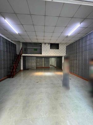 Cần cho thuê nhà hẻm xe tải 6x18m gác lửng 2pn 14tr