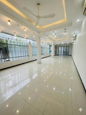 CĂN GÓC 2 MẶT TIỀN NGÕ 112 TRUNG KÍNH - 110M² - GIÁ 23TR/THÁNG