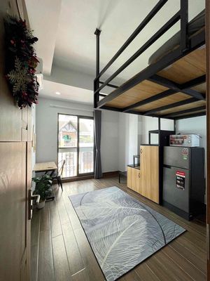 TRỐNG LẠI CĂN CÓ GÁC THANG MÁY GẦN ĐẠI HỌC NGOẠI THƯƠNG