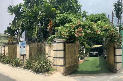 cho thuê nhà sân vườn. Vừa ở vừa kd cơ sở