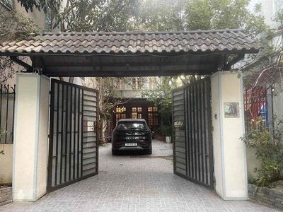 CHO THUÊ NGUYÊN CĂN - SÂN VƯỜN - NGÔ GIA TỰ 230M - 12 TRiệu