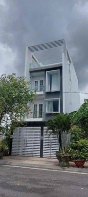 NHÀ 4 TẦNG 5x20 4PN NGAY GLOBALY CITY PLB QUẬN 9