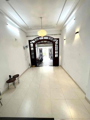 Mặt Bằng Cho Thuê 70m2