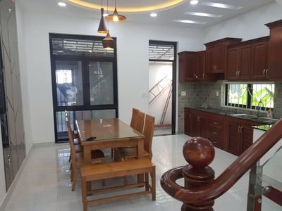 Cho thuê nhà phố liền kề Phường Cát Lái, Q2 cũ - Giá 13 triệu có ML.