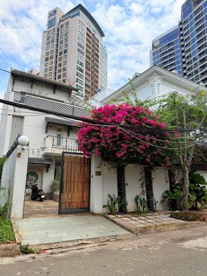 Villa hồ bơi compound Thảo Điền 300m² - 4PN - 105 triệu. Chính chủ