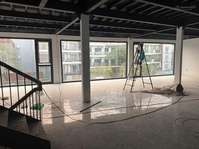 CHO THUÊ MẶT BẰNG TẦNG 3 300M²/SÀN ĐỘI CẤN THANG MÁY MẶT TIỀN 15M