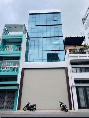 Cho thuê Toà nhà mặt tiền Lũy Bán Bích, 8*22m !!