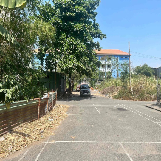 CHO THUÊ 3000m2 ĐẤT KINH DOANH NGAY CHUNG CƯ TECCO TOWN