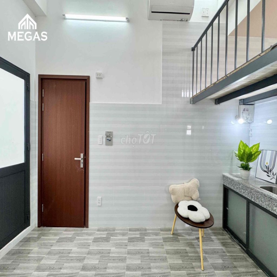 - Giá Chỉ 3.100.000/ Tháng BAN CÔNG RIÊNG Ở GÒ VẤP