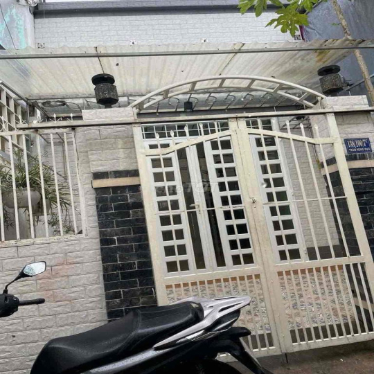 cần cho thuê nhà Trung Tâm Trần Hưng Đạo 1 trệt 1 lửng
