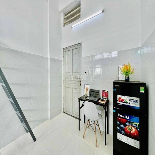 CHO THUÊ PHÒNG TRỌ GIÁ RẺ SINH VIÊN GÁC CAO ĐI BỘ ĐẾN ĐH VĂN LANG 3