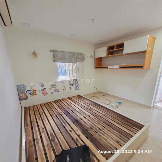 Sang Lại Nhà Đẹp Góc Mặt Hẻm Xe Hơi Gần Ngay Vạn Kiếp