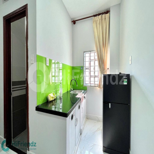 CHDV CỬA SỔ TRỜI, THANG MÁY, NHÀ XE RỘNG NGAY GIỮA Q11 SÁT TRUNG TÂM 