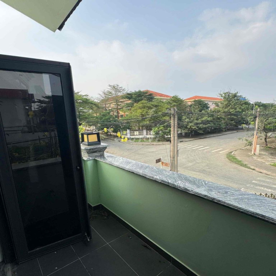 Biệt thự căn góc cho thuê