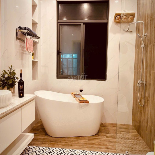 BÁN HOẶC CHO 𝐓𝐇𝐔𝐄̂ 𝐍𝐆𝐔𝐘𝐄̂𝐍 𝐂𝐀̆𝐍 𝐕𝐈𝐍𝐇𝐎𝐌𝐄𝐒 MARINA