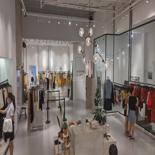 CHO THUÊ NHÀ MẶT TIỀN TRẦN QUANG DIỆU, P.13, Q3 NGAY NGÃ TƯ LÊ VĂN SỸ