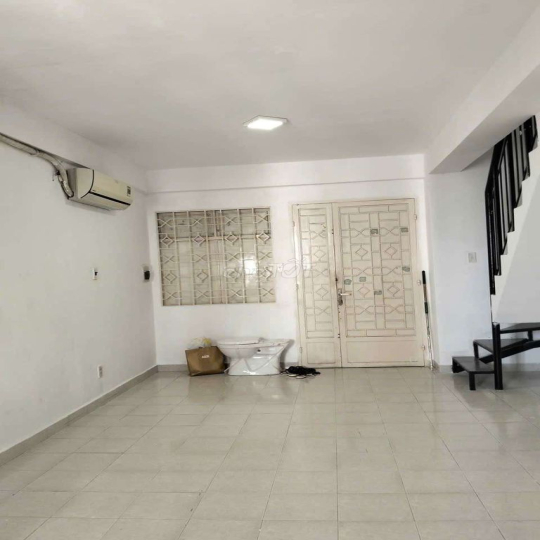 CHUNG CƯ 60M2, KDC NAM LONG, TRẦN TRỌNG CUNG 2PN 2WC 3 MÁY LẠNH SÂN TO