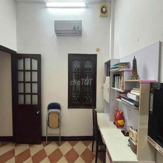 Cho thuê nhà ngõ Hào Nam- Đống Đa- DT 43m2 x4 tầng
