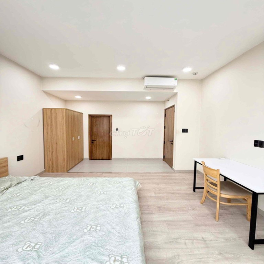 1/5 Trống lại 2PN 2WC 80m2 Thang Máy Ngay Vincom Ohan Văn Trị