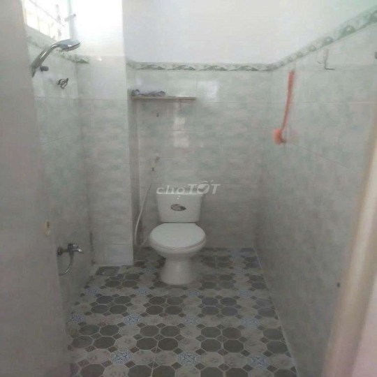 Cho Thuê Gấp 166/1H Tô Hiến Thành, Q10 ngay ngã tư Hồ Bá Kiện Giá 15Tr