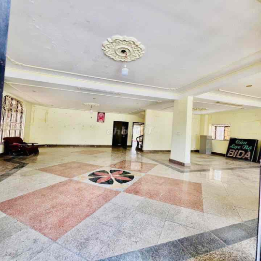 Cho Thuê Biệt Thự DT 600m2 1Trệt 2Lầu 3Pn 4Wc Rộng Rải Hợp Ở Làm Kho