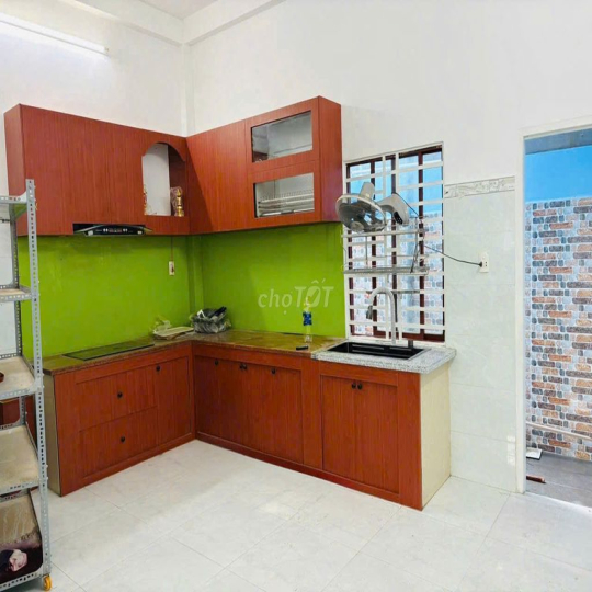 Nhà mới ở ngay, hẻm xe hơi