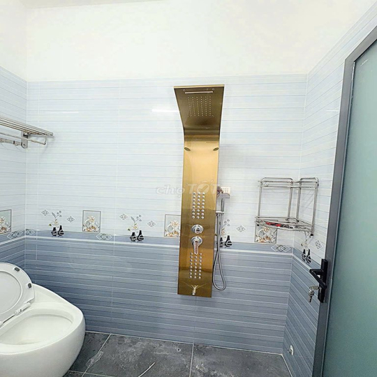 Nhà mới ở ngay, hẻm xe hơi