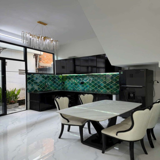 NHÀ TRỆT LẦU - HẺM 67 HÙNG VƯƠNG