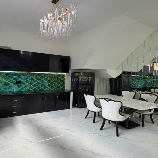 NHÀ TRỆT LẦU - HẺM 67 HÙNG VƯƠNG