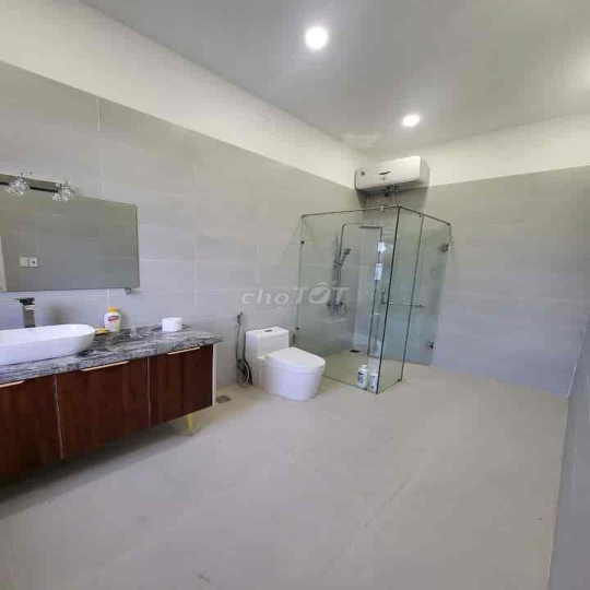 CHO THUÊ VILLA SIÊU ĐẸP – ĐẲNG CẤP THẢO ĐIỀN, QUẬN 2 🔥