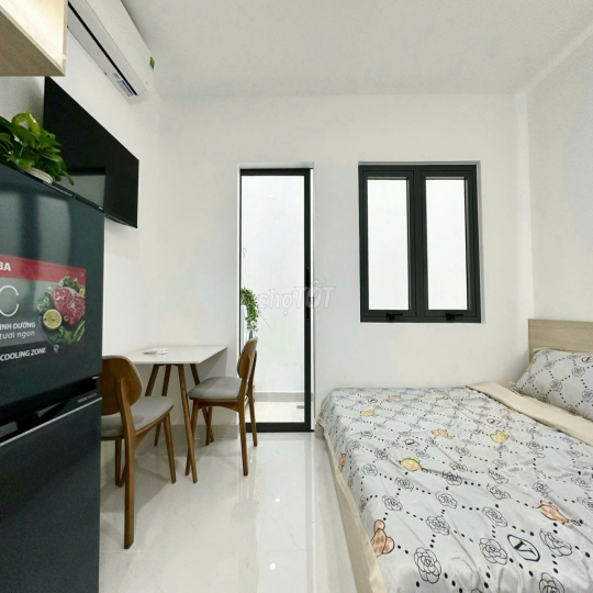 Stuidio Full Nội Thất ngay Ngã Tư Phú Nhuận