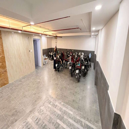 NHÀ MỚI MT TRẦN QUANG KHẢI, QUẬN 1. DT 10×20,7L,TM,PCCC