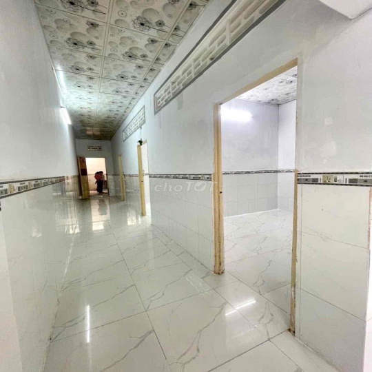 Nhà 3pn sân rộng Khu Tái Định cư 923
