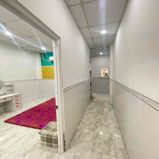 Nhà 2pn 2 máy lạnh Hẻm Nguyễn Văn Cừ