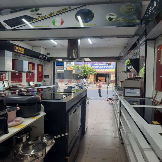 Cho thêu mặt bằng mặt tiền 580 Phan văn Trị, MT:4,3m DT:85m2