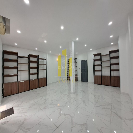 Cho Thuê Villa Phường An Phú Ngang 10m Giá 40 Triệu